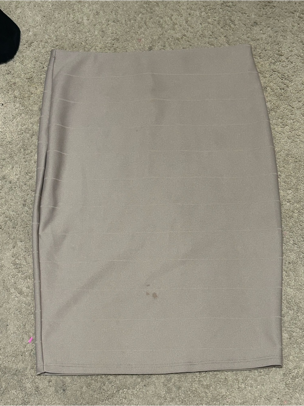 Tailored Pencil Skirt in Light Taupe
